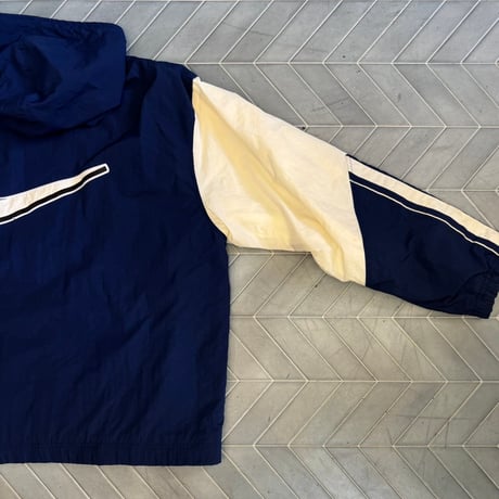 NIKE ナイロンフーディージャケット