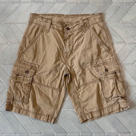 Levi's カーゴショーツ（W30）