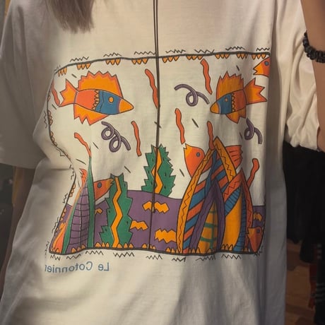 カラフルフィッシュ アートTシャツ