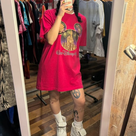USA製　Disney ラメグラフィックTシャツ