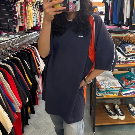 NIKE 切り替えしTシャツ