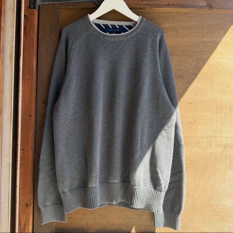 TOMMY HILFIGER コットンニット