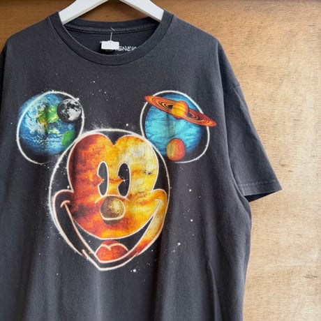 ミッキー 宇宙柄Tシャツ