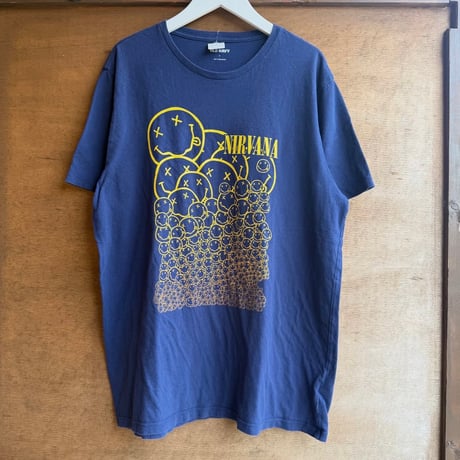 NIRVANA デザインTシャツ
