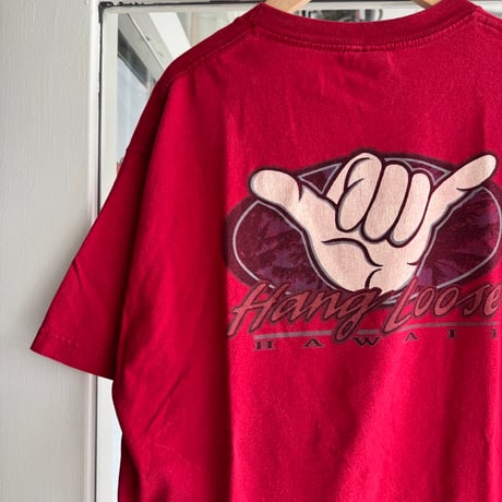 Hang LooseのプリントTシャツ