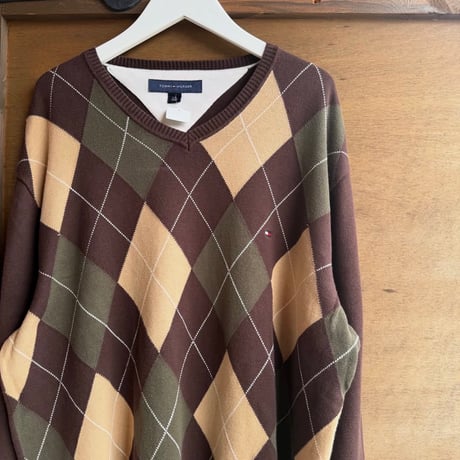 TOMMY HILFIGER アーガイル柄Vネックセーター