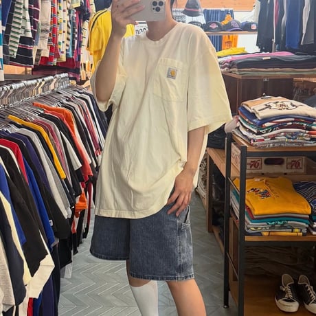 carhartt バックプリントTシャツ