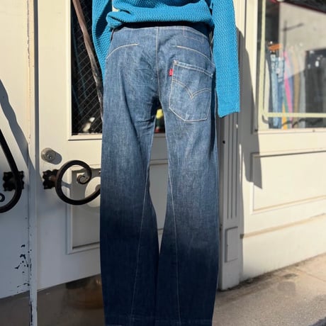 Levi’s エンジニアードジーンズ(30×32)
