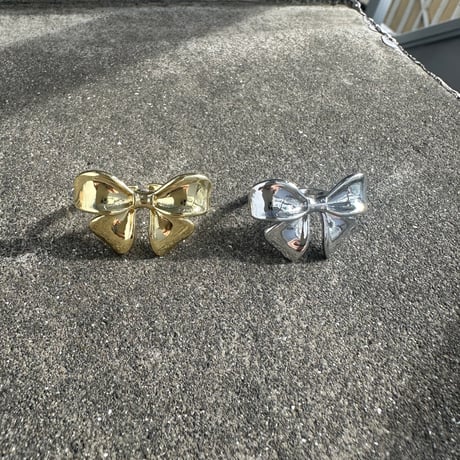 Cutie bow ring
