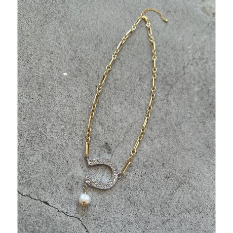 Lucky horse necklace