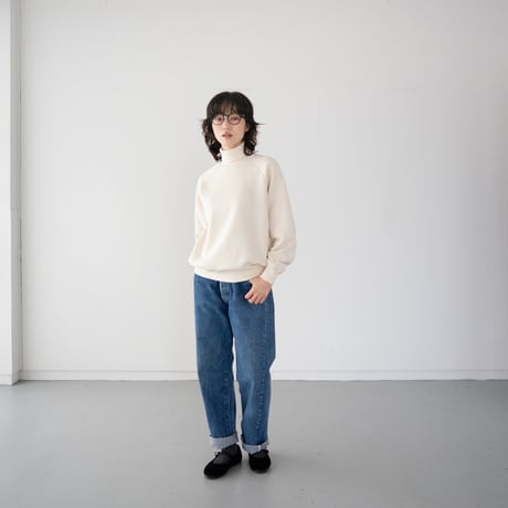 コットン裏毛タートルスウェット