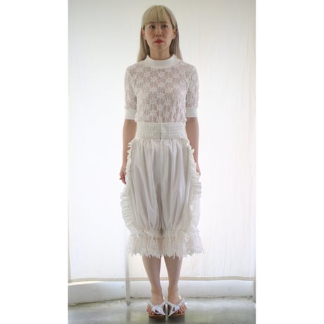 LACE FRILL HALF PANTS