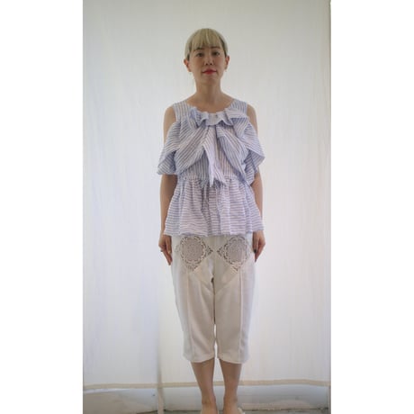 RIBBON FRILL TOPS