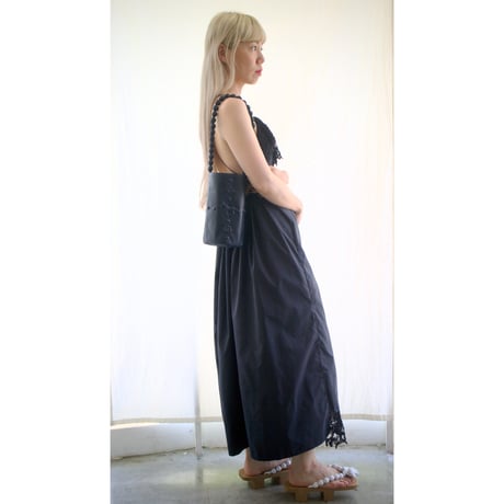 NATURE MOTIF EMBOSSED  NEGI BAG