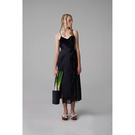 LACE FRILL APRON ONEPIECE