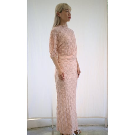 SHRINK LACE UNE ONEPIECE