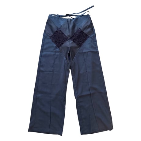 LACE BLOCK SOIL PANTS