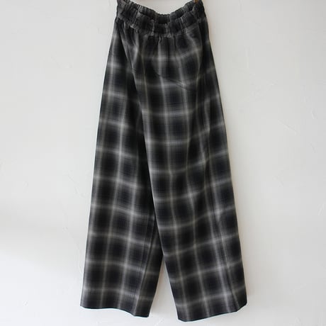TRAVAIL MANUEL トラバイユマニュアル　オンブレチェックワイドフレアパンツ　#チャコールグレー、ブルーグレー