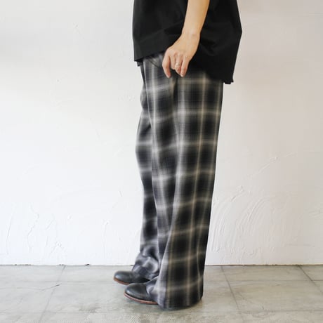 TRAVAIL MANUEL トラバイユマニュアル　オンブレチェックワイドフレアパンツ　#チャコールグレー、ブルーグレー