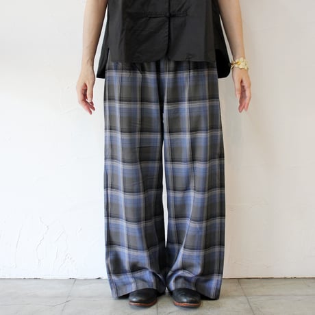 TRAVAIL MANUEL トラバイユマニュアル　オンブレチェックワイドフレアパンツ　#チャコールグレー、ブルーグレー