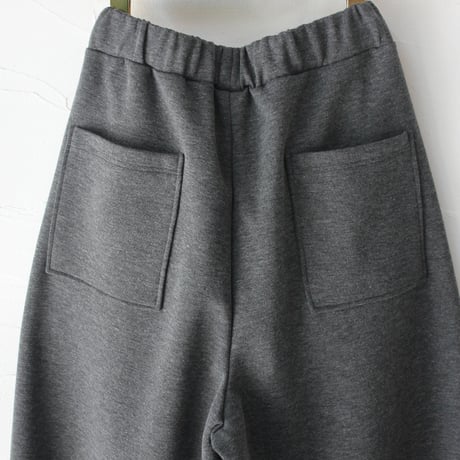 ARTE POVERA アルテポーヴェラ　ウール混ダンボールニット2タックワイドパンツ　#ダークグレー