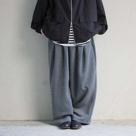 ARTE POVERA アルテポーヴェラ　ウール混ダンボールニット2タックワイドパンツ　#ダークグレー
