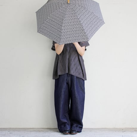 **再入荷** homspun ホームスパン　ダンプ小花プリント晴雨兼用長傘　#スミクロ、ブルー、ブラック