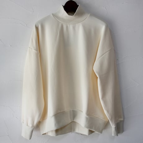 TRAVAIL MANUEL トラバイユマニュアル　プラッシュ裏毛ハイネックプルオーバー　#ブラック、杢グレー、クリーム