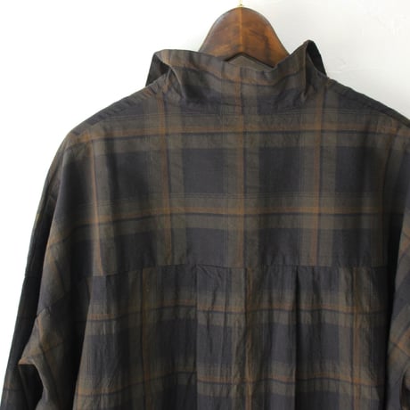 **SALE** TRAVAIL MANUEL トラバイユマニュアル　ダークマドラススキッパーシャツ　#オリーブ