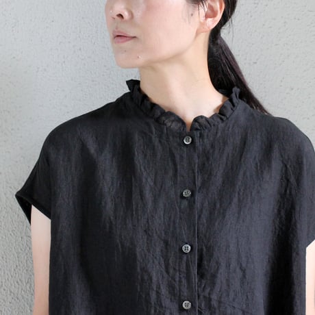 **再入荷** Linenya リネンヤ　リネンフリルカラーフレンチスリーブブラウス　フリルブラウス　#ブラック、ライラック