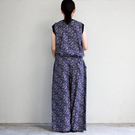 soil ソイル　40'S POPLIN MEDIUM FLOWER PRINT NO/SL OVERALLS　＃NAVY