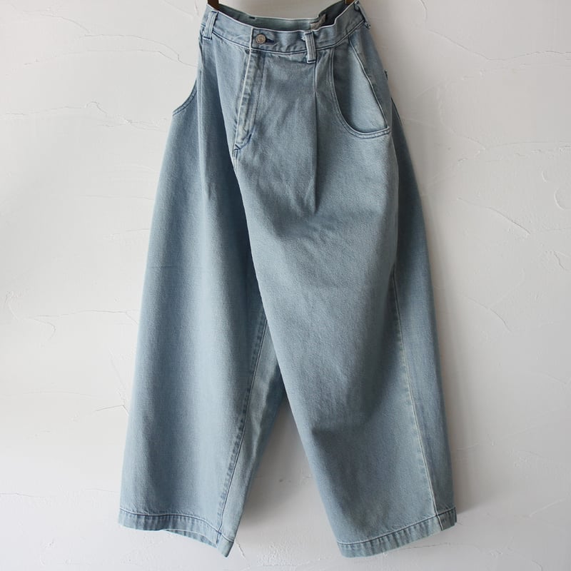 再入荷** atelier naruse アトリエナルセ コットンデニムタックパンツ