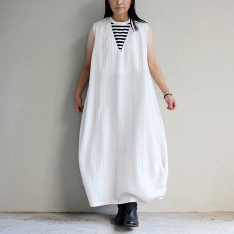 **ラスト一点 MORE SALE** KHA:KI カーキ　FOIL PRINT STRIPE DRESS 箔プリントストライプワンピース　#ecru 【送料無料】