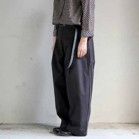 **またまたまた再入荷** atelier naruse アトリエナルセ　ヴィンテージチノ ワイドタックパンツ vintage chino wide tuck pants