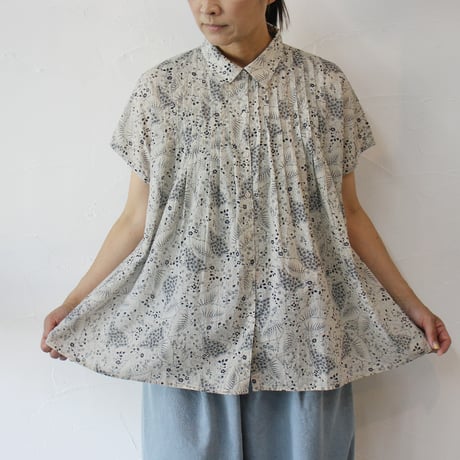 soil ソイル　80s VOILE LEAF & FLOWER PRINT REGULAR COLLAR FRENCH SLEEVE PINTUCK SHIRT