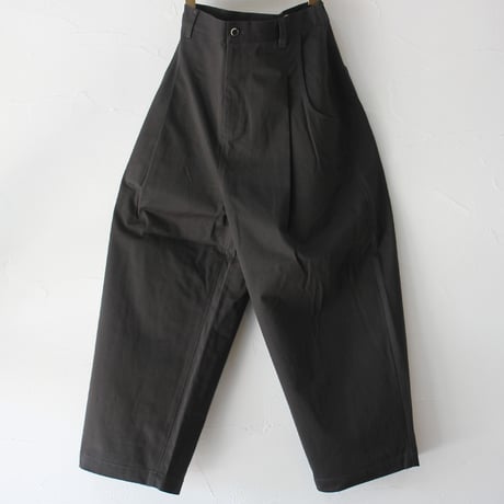 atelier naruse アトリエナルセ　ヴィンテージチノ ワイドタックパンツ vintage chino wide tuck pants