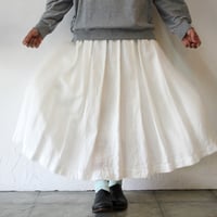 **SALE**TRAVAIL MANUEL トラバイユマニュアル　フレンチリネンキャンバスタックフレアスカート　#ブラック、ネイビー、ホワイト