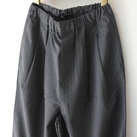 TRAVAIL MANUEL トラバイユマニュアル　TWトロストライプ2タックワイドパンツ　#グレー、ネイビー