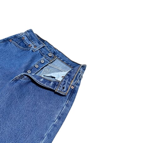 ▪ 90s Levi’s 501 Made in USA / W26 L30