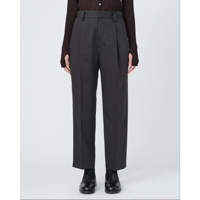 IRENISA : ONE-TUCK STRAIGHT TROUSERS