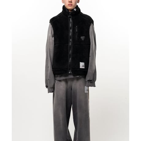 Maison MIHARA YASUHIRO: Wide Back Boa Vest