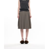 Maison MIHARA YASUHIRO: Combined Pleated Corduroy Skirt