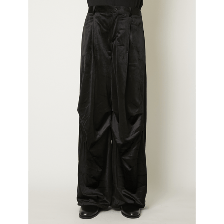 TAAKK : DRAPED VELVET TUCK PANTS