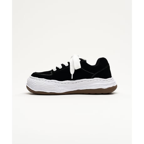 Maison Mihara Yasuhiro : "OLIVER" OG Sole Suede Low-top Sneakers