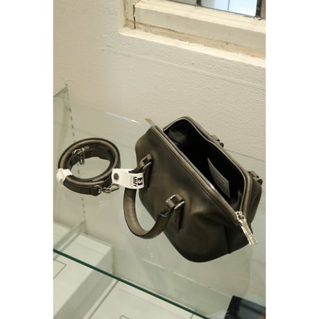 Maison MIHARA YASUHIRO : SMALL SUFFLE BAG