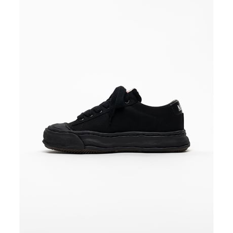 Maison MIHARA YASUHIRO : "JACKSON" OG Sole Canvas Low-top Sneakers