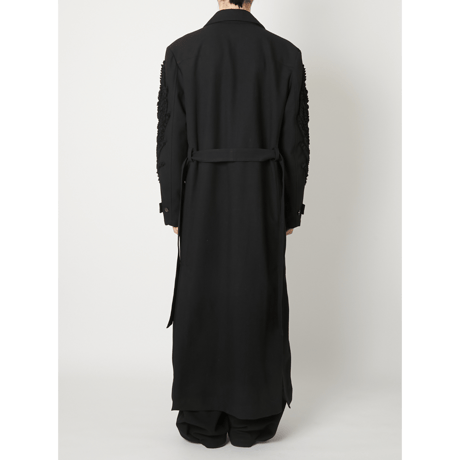 TAAKK : SCULPTURAL EMBROIDERY LONG WOOL COAT