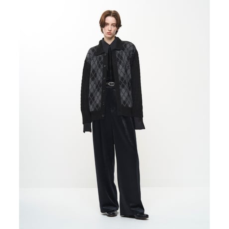 Juha  : COLLARED ARGYLE CARDIGAN