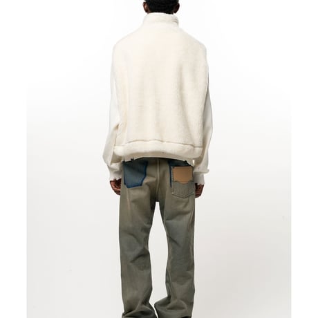 Maison MIHARA YASUHIRO: Wide Back Boa Vest