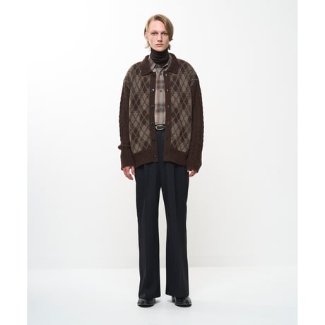 Juha  : COLLARED ARGYLE CARDIGAN